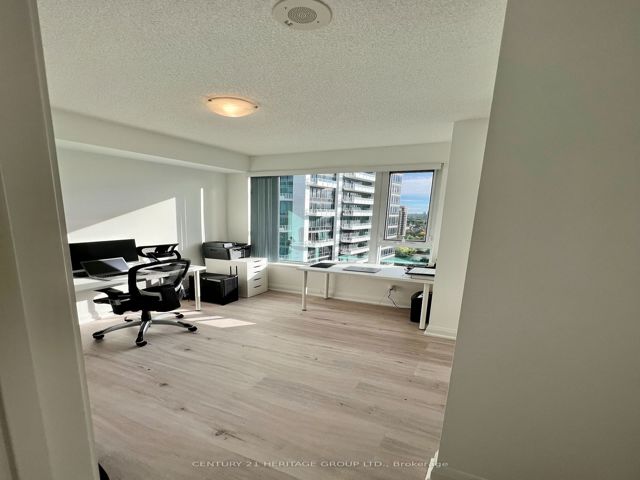 1802 - 68 Canterbury Pl