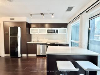 512 - 386 Yonge St