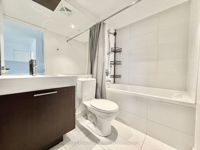 512 - 386 Yonge St