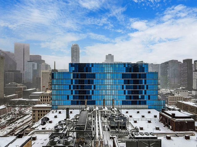 2217 - 230 Simcoe St