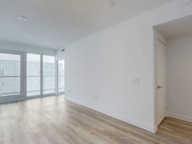 2217 - 230 Simcoe St