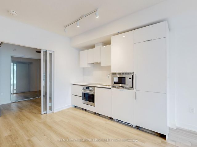 2217 - 230 Simcoe St
