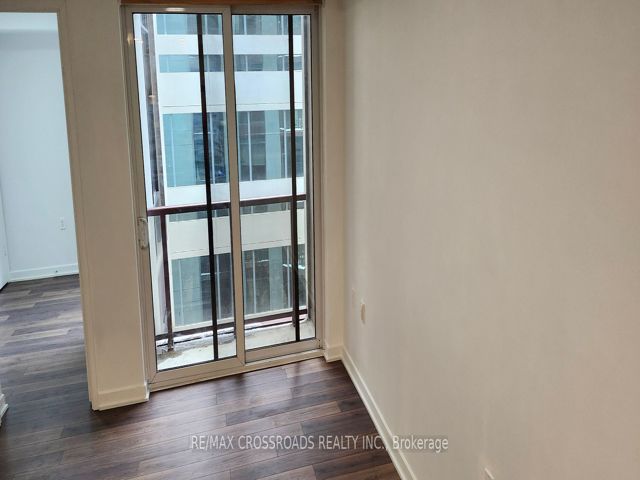 1406 - 85 Bloor St E