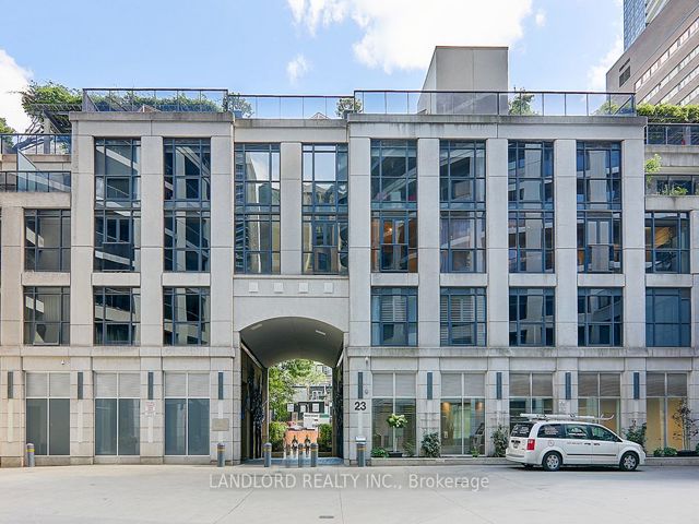 2003 - 21 Carlton St