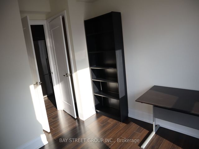 1609 - 120 Harrison Garden Blvd