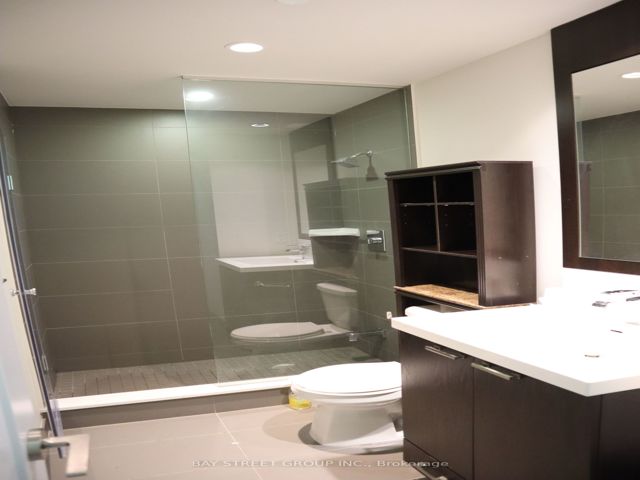 1609 - 120 Harrison Garden Blvd