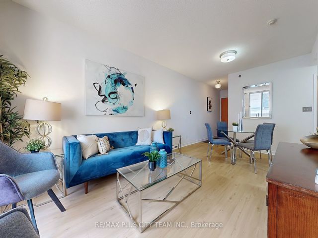 205 - 43 Eglinton Ave E