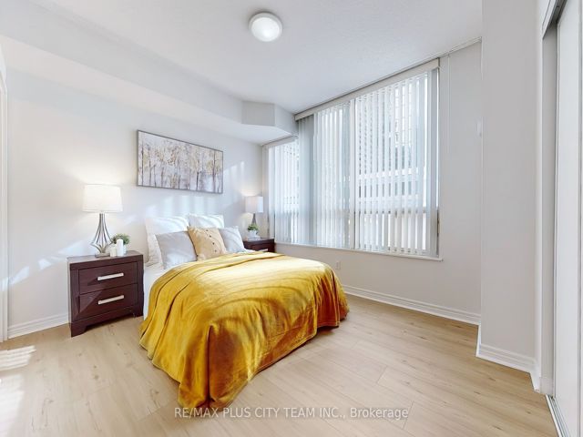 205 - 43 Eglinton Ave E
