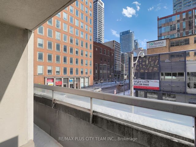 205 - 43 Eglinton Ave E