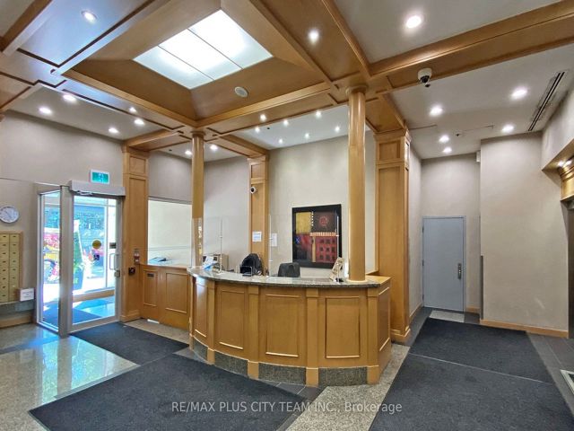 205 - 43 Eglinton Ave E
