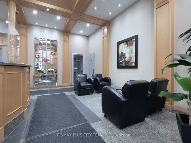205 - 43 Eglinton Ave E