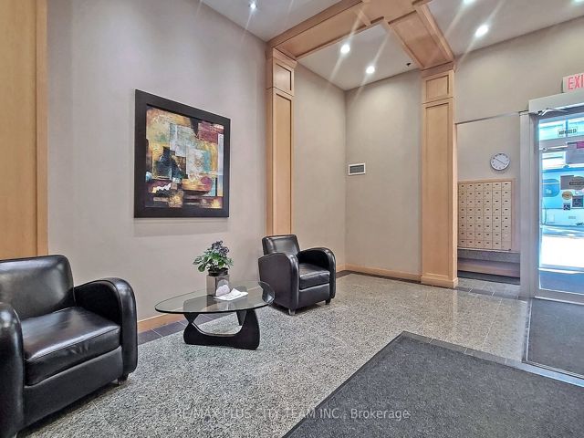 205 - 43 Eglinton Ave E