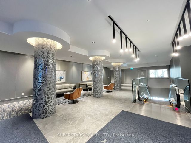 1101 - 50 Wellesley St E