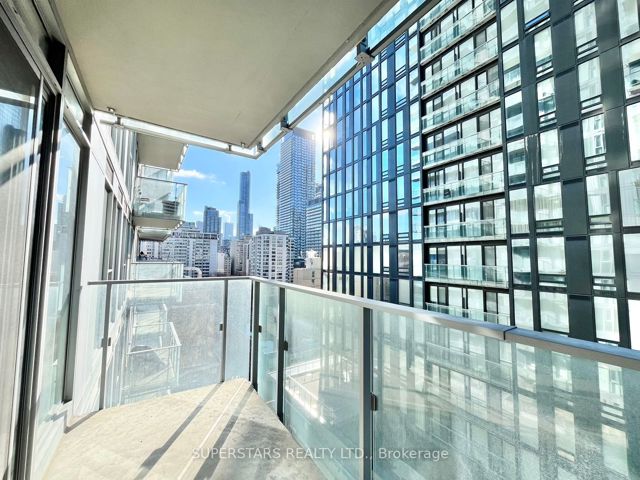 1101 - 50 Wellesley St E
