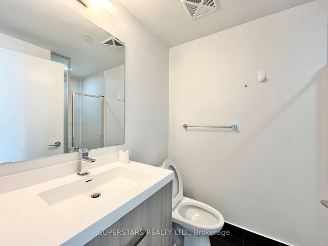 1101 - 50 Wellesley St E
