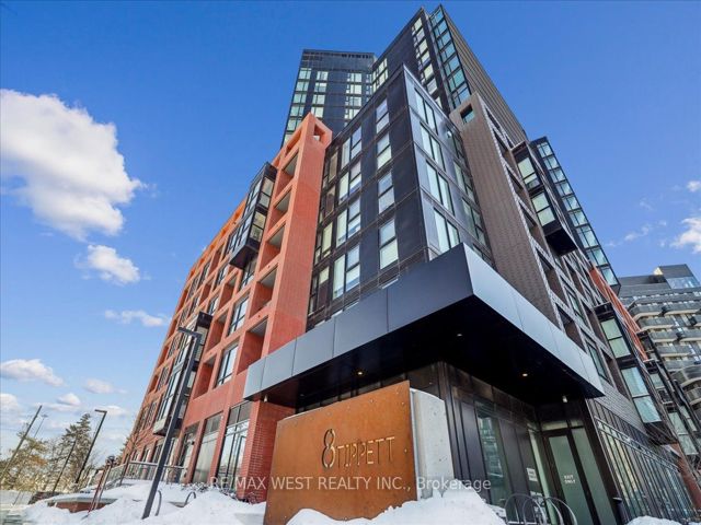 426 - 8 Tippett Rd