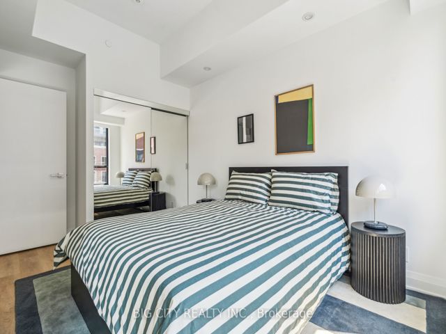 305 - 36 Brentcliffe Rd