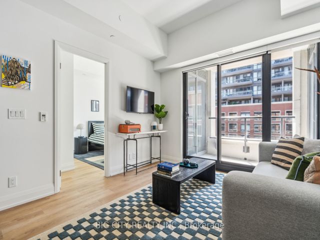 305 - 36 Brentcliffe Rd