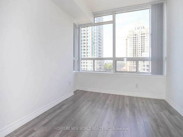 913 - 2 Rean Dr