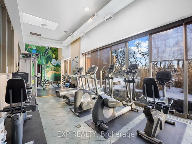 605 - 63 St Clair Ave W