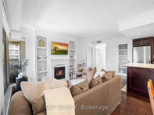 605 - 63 St Clair Ave W