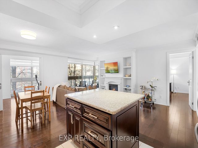 605 - 63 St Clair Ave W