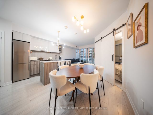312 - 31 Tippett Rd