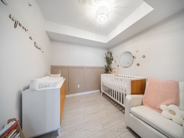 312 - 31 Tippett Rd