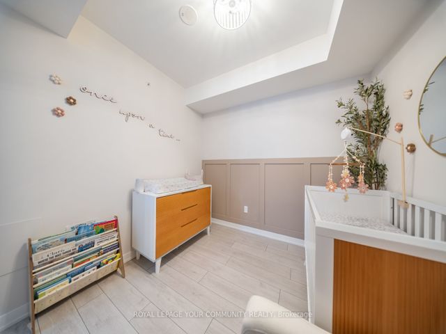 312 - 31 Tippett Rd
