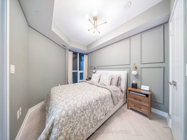 312 - 31 Tippett Rd
