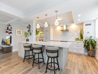 721 - 28 William Carson Cres