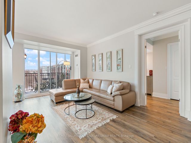 721 - 28 William Carson Cres