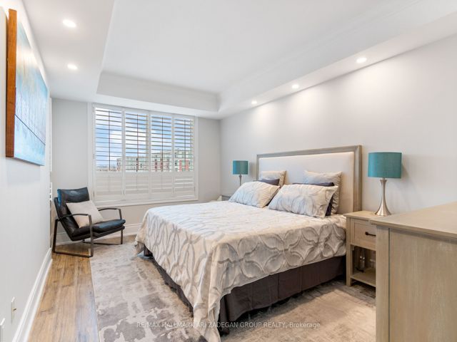 721 - 28 William Carson Cres