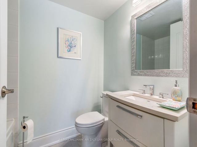 721 - 28 William Carson Cres