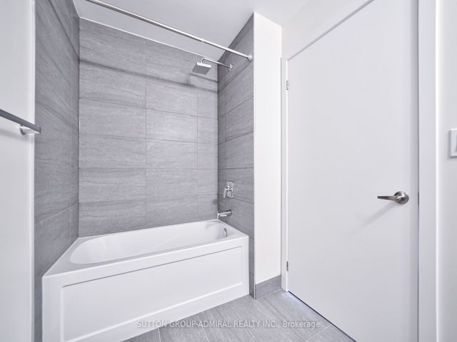 2115 - 188 Fairview Mall Dr