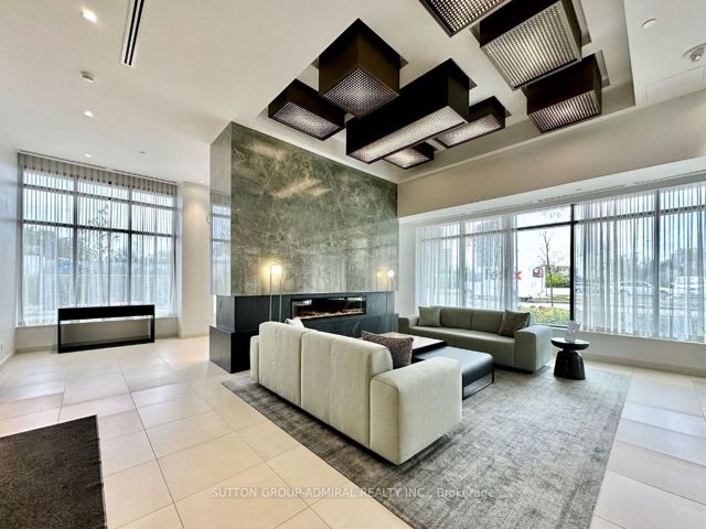2115 - 188 Fairview Mall Dr