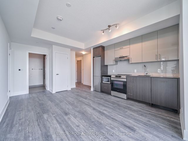 2115 - 188 Fairview Mall Dr