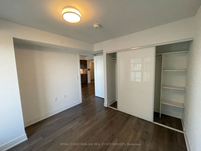 1406 - 575 Bloor St E