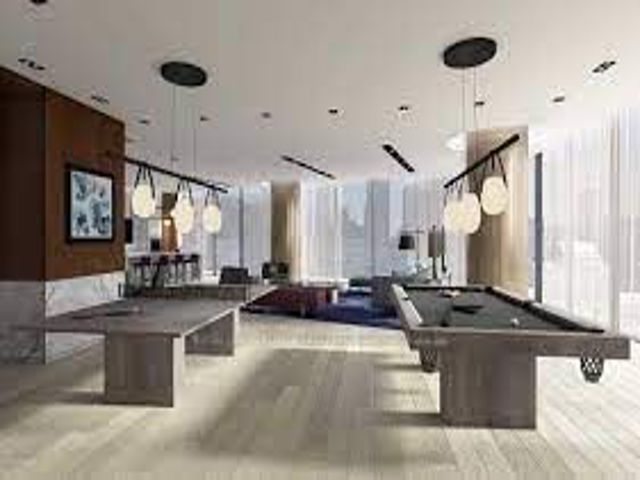 1406 - 575 Bloor St E