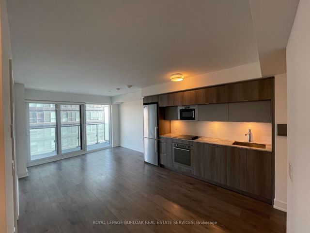 1406 - 575 Bloor St E