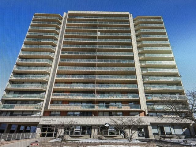 902 - 5949 Yonge St