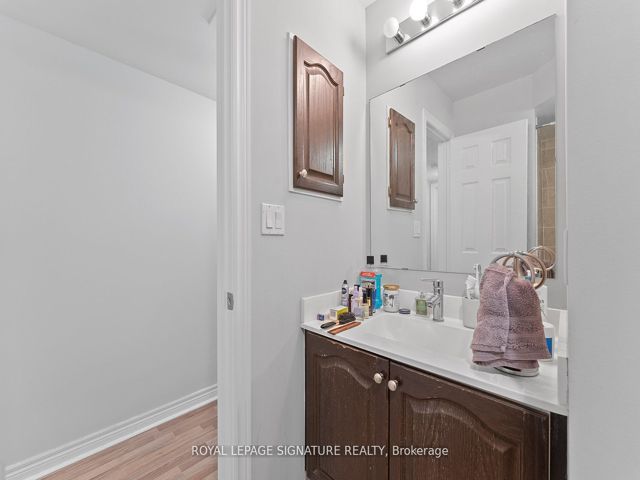 101 - 6 Brian Peck Cres