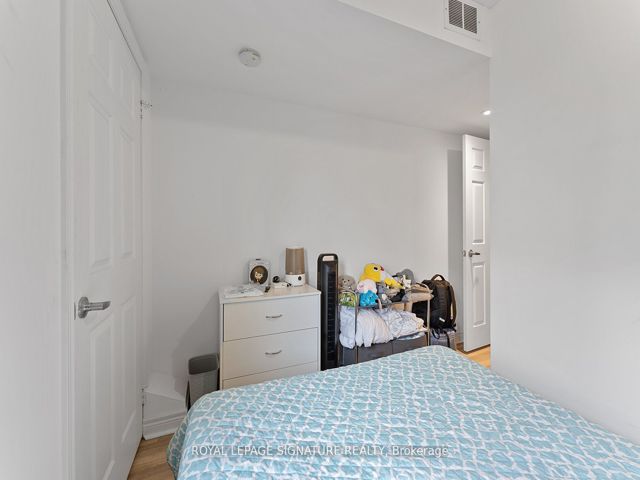 101 - 6 Brian Peck Cres