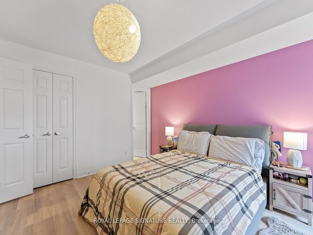 101 - 6 Brian Peck Cres