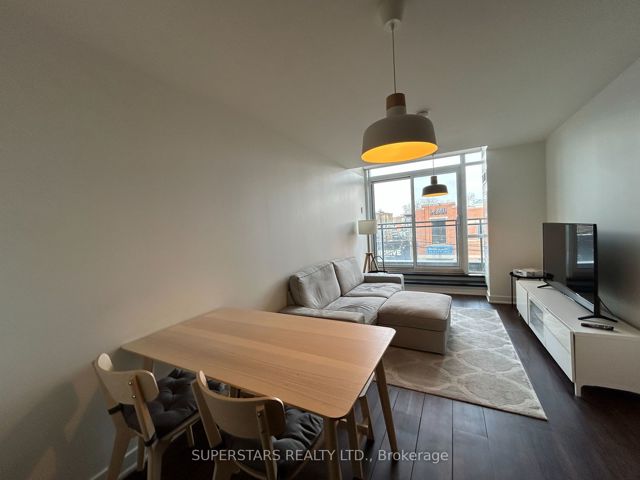 217 - 775 King St W