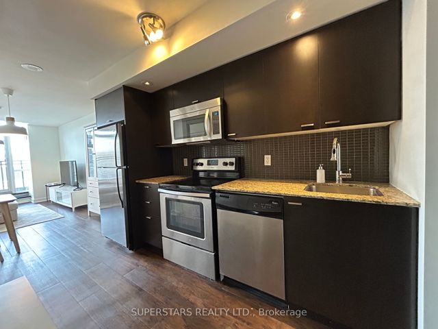217 - 775 King St W