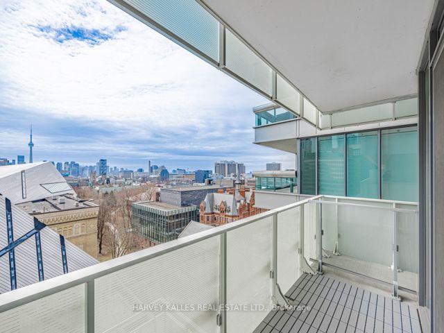 1001 - 200 Bloor St W