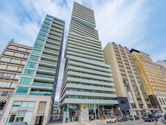 1001 - 200 Bloor St W
