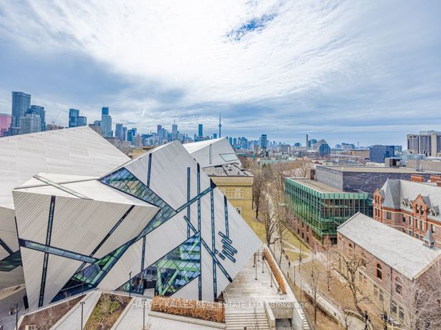 1001 - 200 Bloor St W