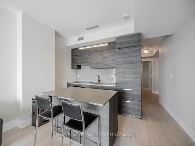 1001 - 200 Bloor St W